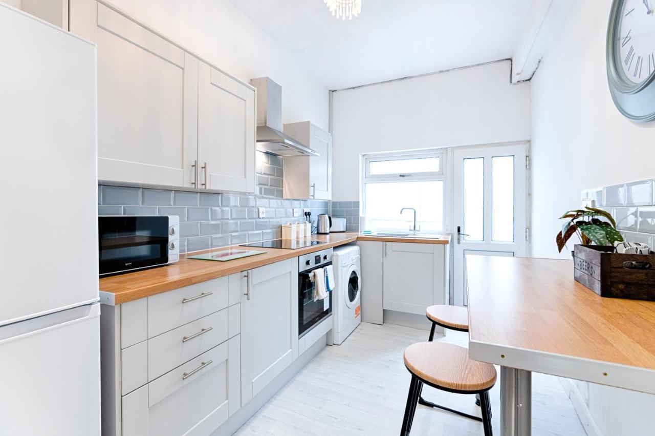 Make This Your Base! Tv In Every Bedroom! Merthyr Tydfil Extérieur photo